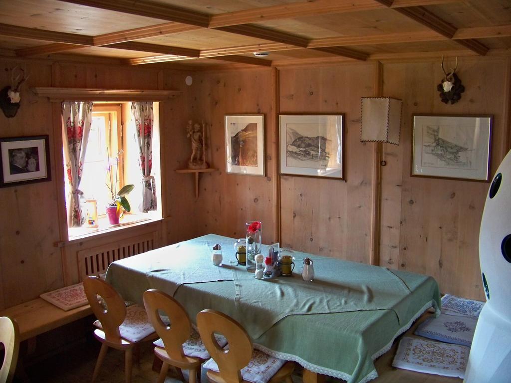 Gaestehaus Bichl Umhausen Ngoại thất bức ảnh