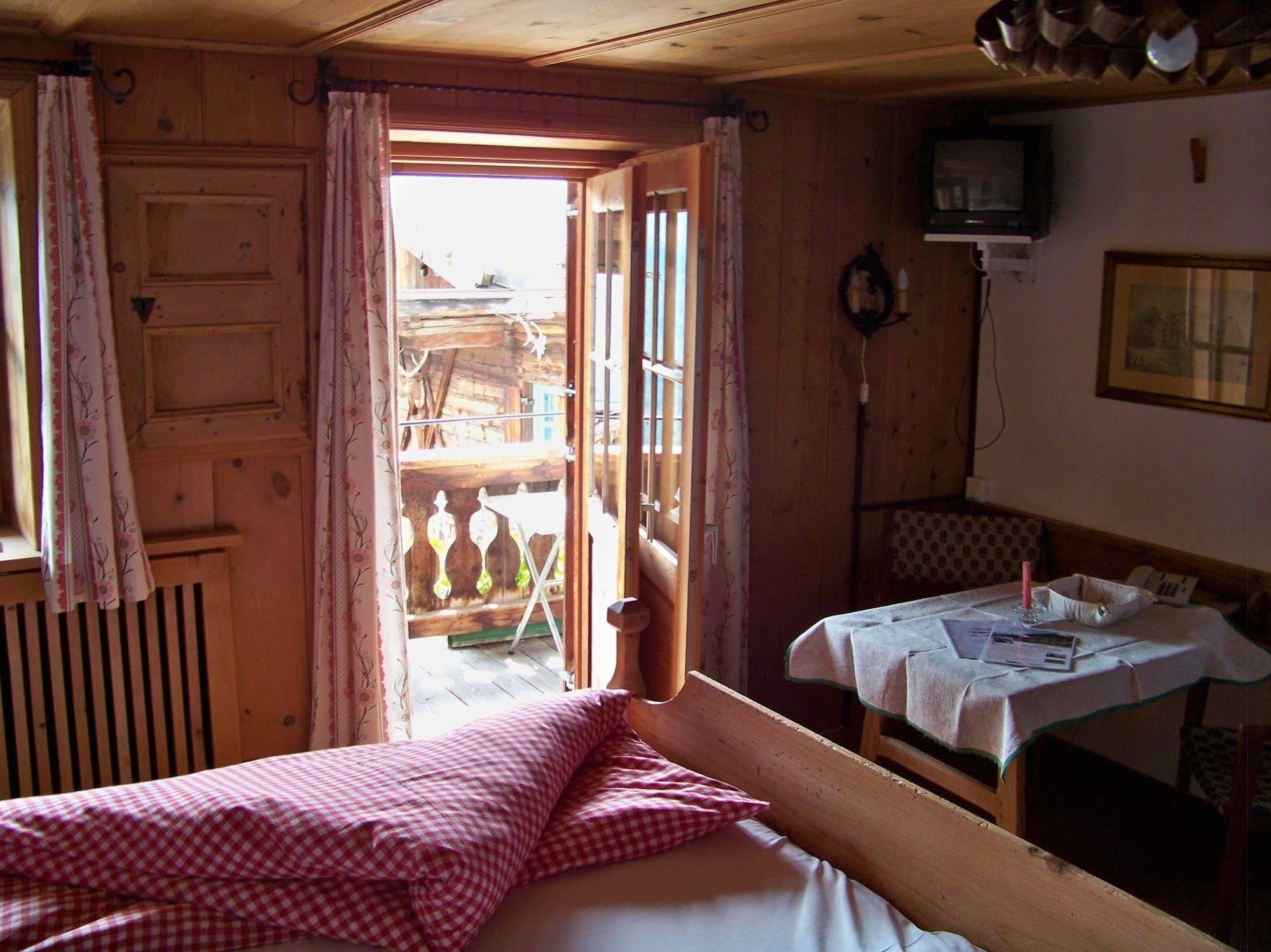 Gaestehaus Bichl Umhausen Ngoại thất bức ảnh